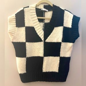 Zara large black check vest, size Medium